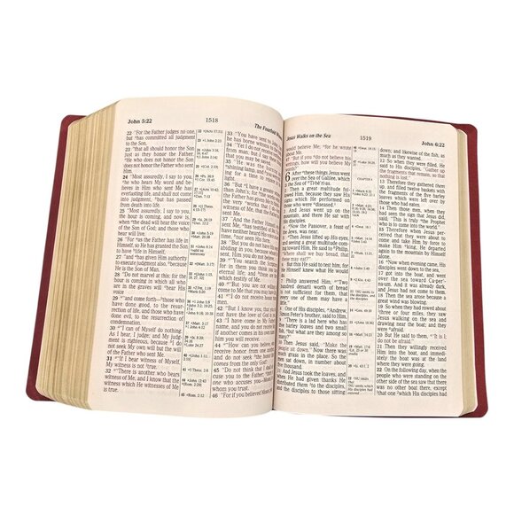 Holy Bible NKJV Giant Print Center-Column Reference Bible Red Faux Leather 1982 - Picture 15 of 16